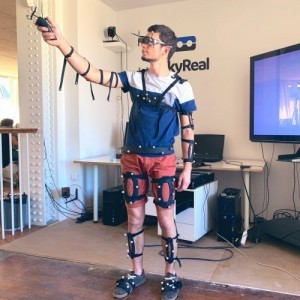 Full Body Tracking, a virtual manikin technique